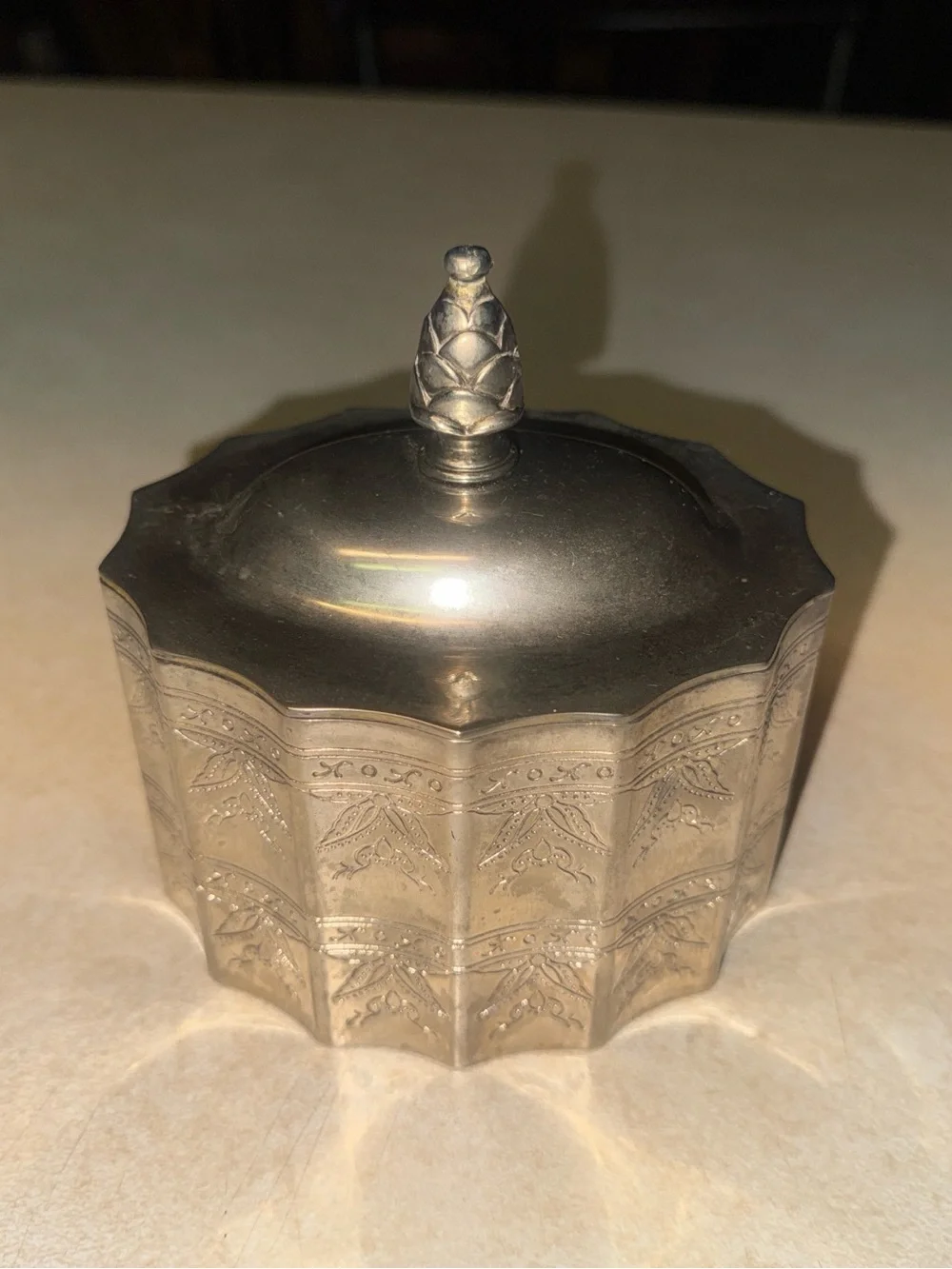 Vintage Godinger Silver Ornate Silver-Tone Decorative Lidded Box - Silver